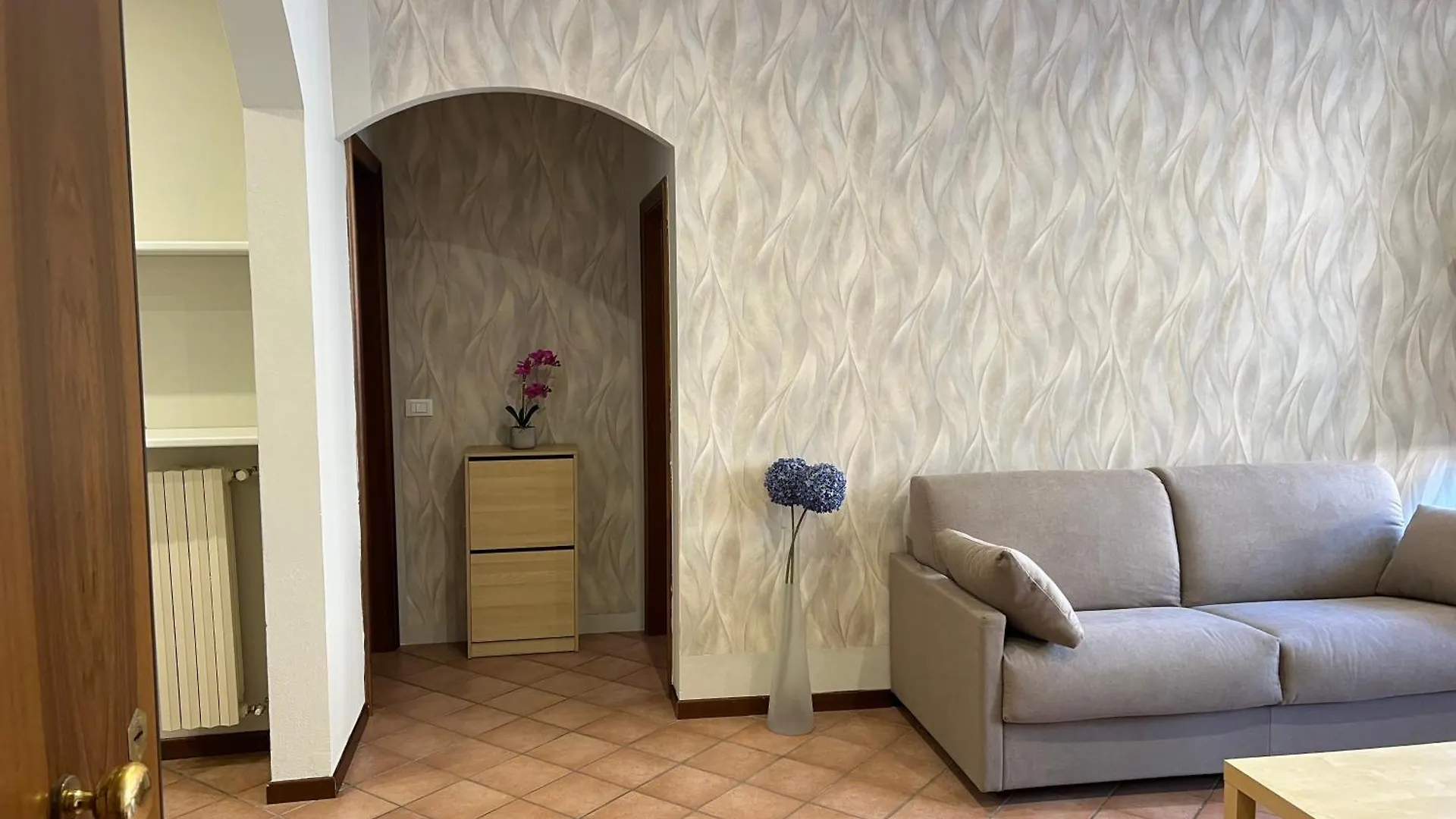 Int 8 - Suite Ginevra Bologna 0*,  Italy